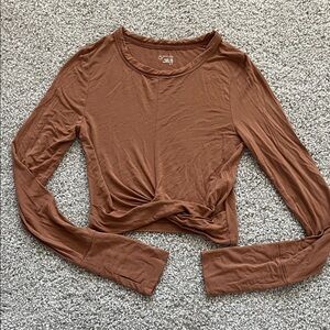 Aerie Offline Brown Thumbs Up Twist Front Cropped Tee Size Small